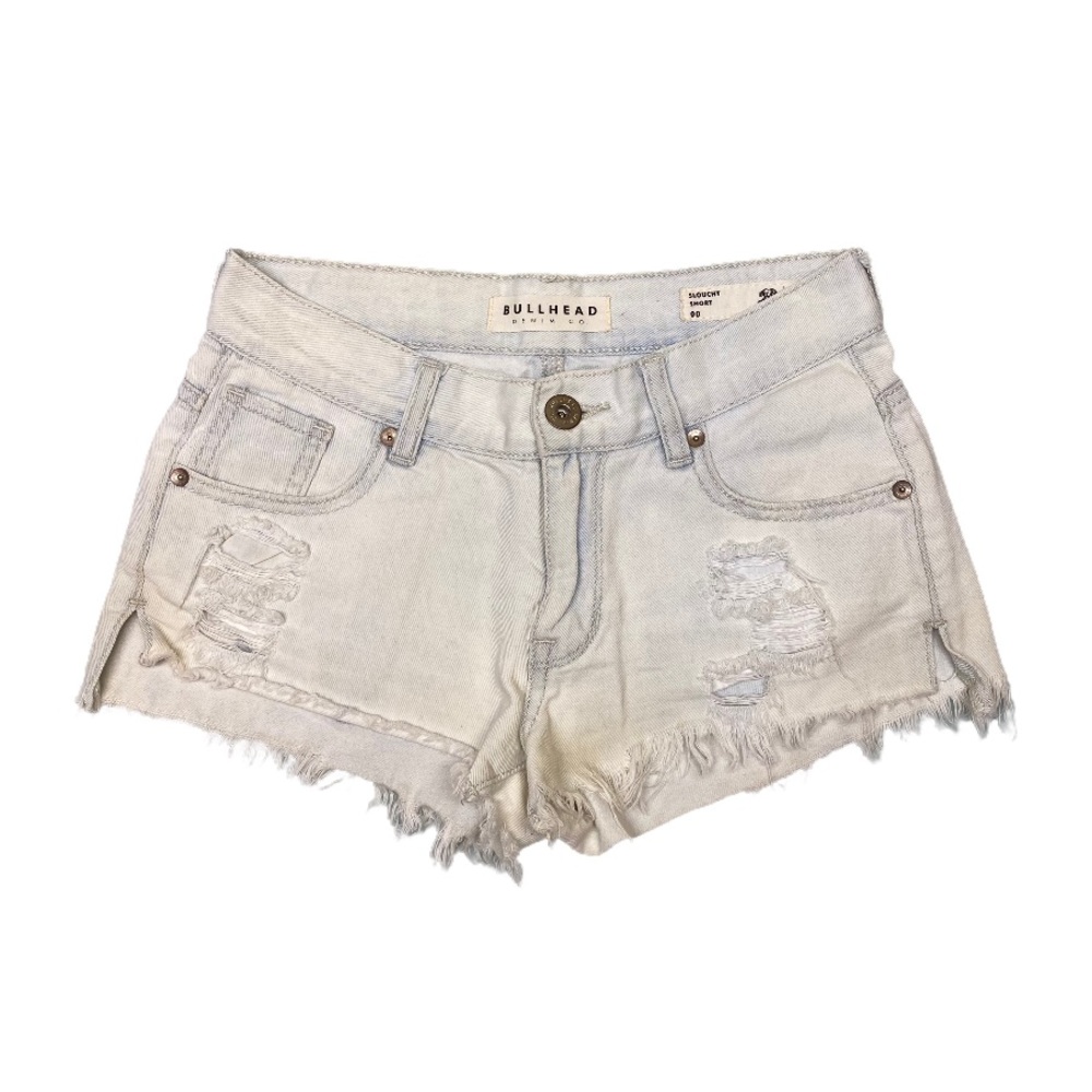 Bullhead Lightwash Distressed Slouchy Short Shorts